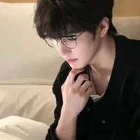 Nguyễn Hoàng Nam (ba ruột của hắn)