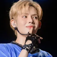 Phan Đức Nhật Hoàng (bạn thân của ắn)