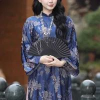 Bà Hoàng