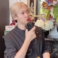 Lưu Ngọc-thu ngân