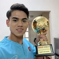 Khuất Văn Khang