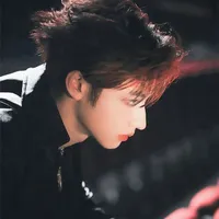 Chu Chí Hâm _ anh (cả)