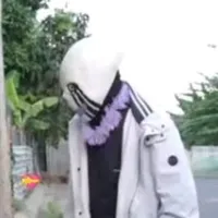 Bé 5 "lúc nhỏ"