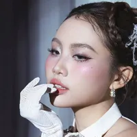 Phương Mỹ Chi  [ Nàng ]