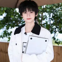 Dương Hàm Bác