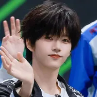 Trương Hàm Thụy