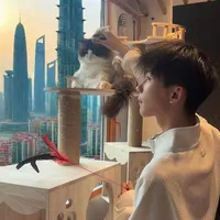 Thượng Long Duy -anh nu9-