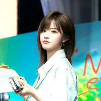 Bách Hân Dư