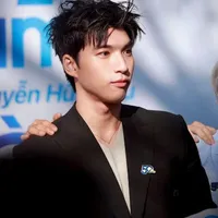 Trần Minh Hiếu | @hieuthu_high