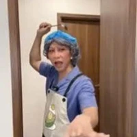 cô Hiệu trưởng