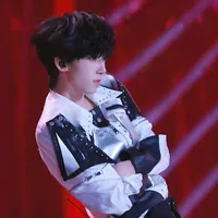 Dương Bác Văn_hắn