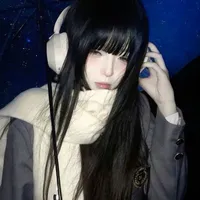 Đế Vân Ly(18 tuổi)