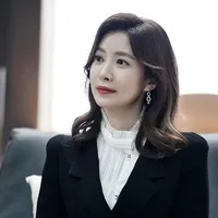 mẹ của Lục Cảnh Nghi