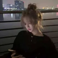 Vũ Thiên Ân (chị 2)