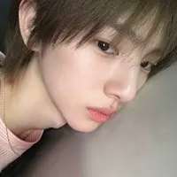 Juhoon / hún /