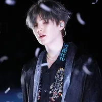 Min Yoongi (hắn_anh hai)
