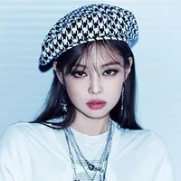 Jennie Kim - Em