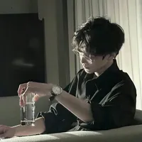 Đoàn Chính Phong(bố cô)