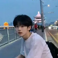 Nhạc Mộng Viễn