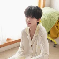Hàm lúc??? tuổi