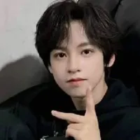 Dương Hàm Bác