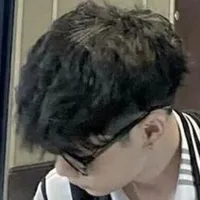Trần