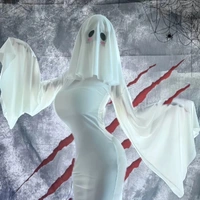 ma  nữ áo trắng