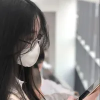 Hàn Ngọc Quyên [ Chị ]