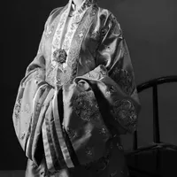 Bà hội đồng.