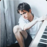 Oliver Wood
