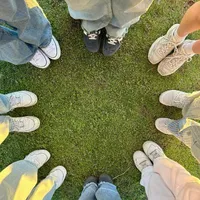 tất cả mọi người