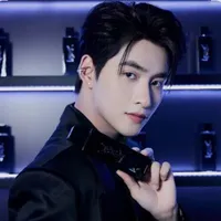 Huỳnh Hoàng Hùng(Hùng Huỳnh)