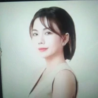 bà thủy (mẹ bình an)