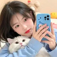 Trần Anh Thư ( Lớp trưởng )