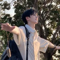 Đào Quang Việt (anh ruột của vũ)