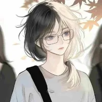 chủ cửa hàng/ người qua đường