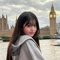 «Jang Wonyoung»•18 tuổi•