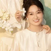 Mẹ Du Nhiên - Lê Thuần