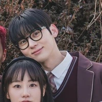 Hwang Min-huyn