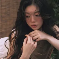 Lộ Tư Ninh •Nih.ju•