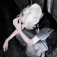 White |@WH_Tienlatatca