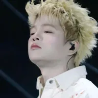Pi - TÁC GIẢ