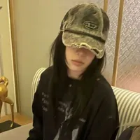 Trần Thị Thảo Linh/Lyhan(người)