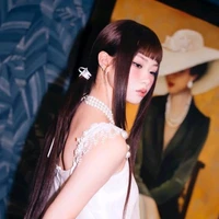 Nguyễn Lê Ngọc Ánh Sáng - Aza