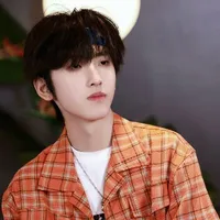Tả Kì Hàm_em