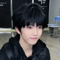 Trương Hàm Thụy ( Cậu)