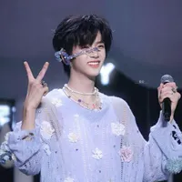 Trương Hàm Thuỵ_em