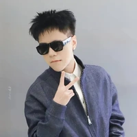 Lê Quang Hùng-Phone