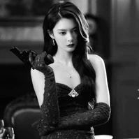 Trần Khánh Vân( mẹ anh)