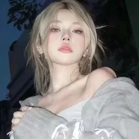 Hoàng Ngọc Nhã Vy(n9)